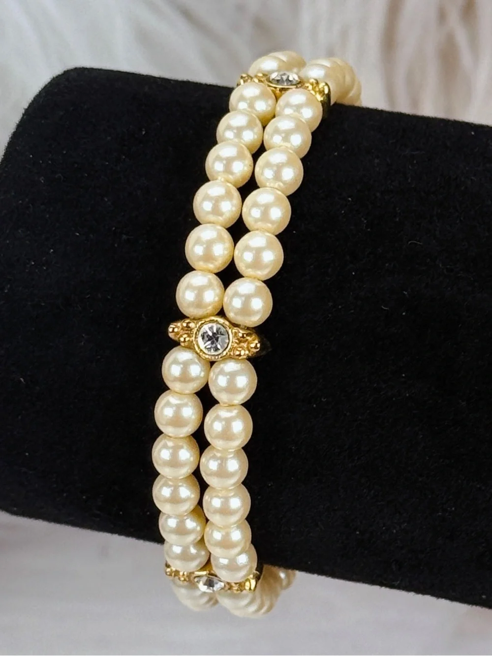 Vintage goldtone faux pearl, bling accent, double strand bracelet